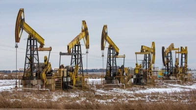 Доходы РФ от налогов на нефть и газ выросли более чем на 80%